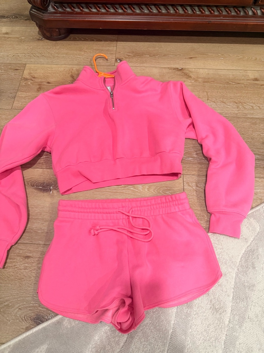 Cropped Quarter-Zip Sweatshirt and Drawstring Shorts Set - Hot Pink